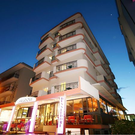 Hotel Dusseldorf Rimini Esterno foto